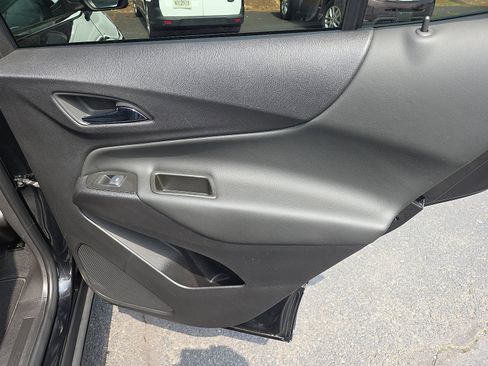 Used 2024 Chevrolet Equinox LT AWD/4WD image 19