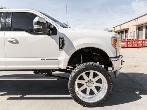 Used 2018 Ford F250 Lariat w/ Lariat Ultimate Package image 15