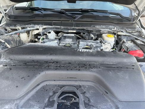 Certified 2024 RAM 3500 Big Horn AWD/4WD image 36