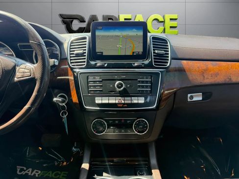 Used 2017 Mercedes-Benz GLS 450 4MATIC image 27