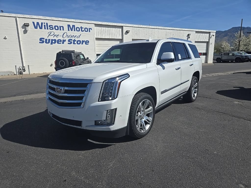 Used 2019 Cadillac Escalade Premium Luxury AWD/4WD image 1