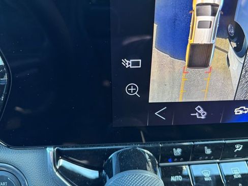 New 2026 Chevrolet Colorado ZR2 w/ Off-Road Front Bumper Package image 24