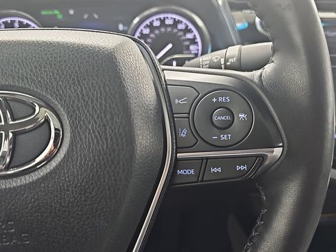 Used 2018 Toyota Camry XLE w/ Driver Assist Package FWD image 20