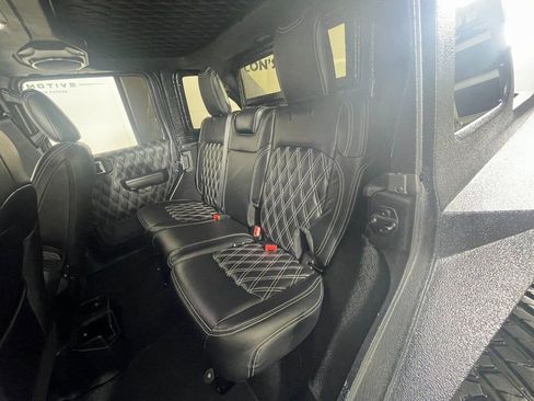 Used 2021 Jeep Wrangler Unlimited Sport image 24