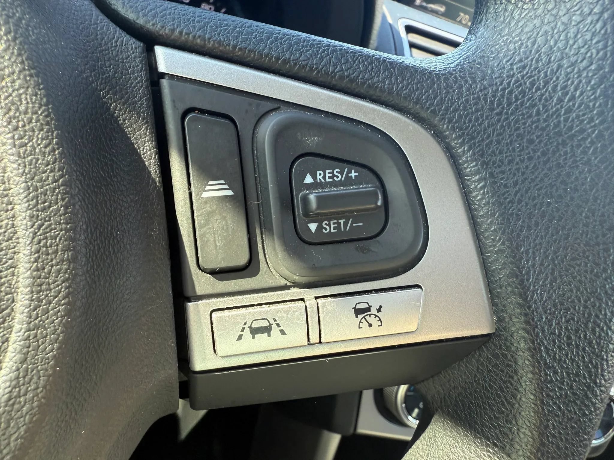 Used 2018 Subaru Forester 2.5i Premium AWD/4WD image 11