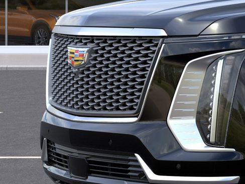 New 2026 Cadillac Escalade Platinum Luxury AWD/4WD image 13