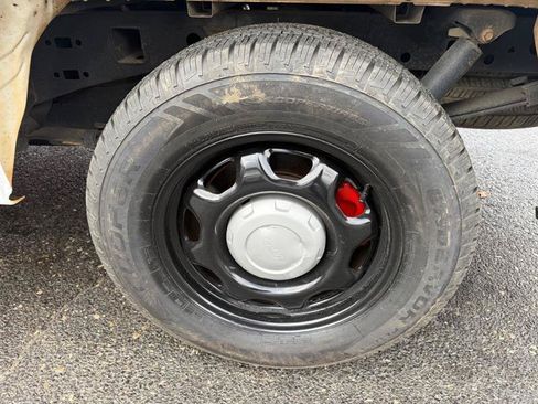 Used 2017 Ford F150 XL RWD image 39