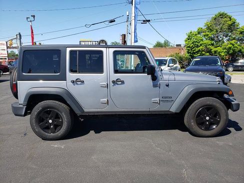 Used 2016 Jeep Wrangler Unlimited Sport w/ Quick Order Package 24S AWD/4WD image 8