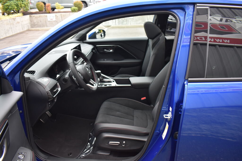 Used 2025 Acura ADX A-Spec AWD/4WD image 18
