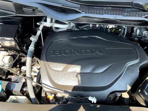 Used 2024 Honda Odyssey EX-L image 31