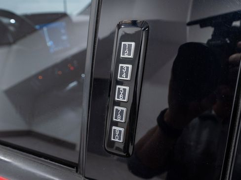 Used 2021 Ford F150 Lariat w/ Equipment Group 502A High image 13