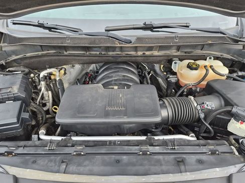 Used 2021 Chevrolet Suburban Z71 AWD/4WD image 25