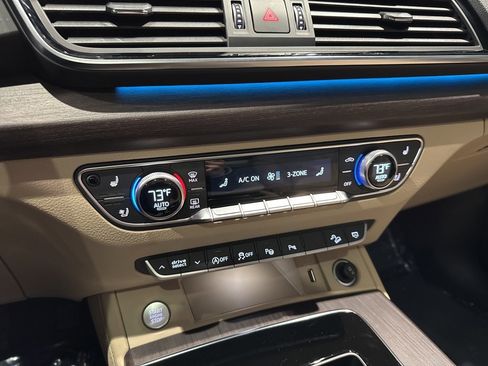 Used 2021 Audi Q5 Prestige image 19