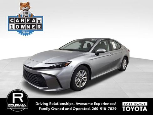 Used 2025 Toyota Camry LE FWD image 1