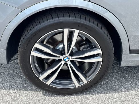 Used 2023 BMW X7 xDrive40i w/ M Sport Package AWD/4WD image 19