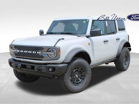 New 2026 Ford Bronco Badlands AWD/4WD image 2
