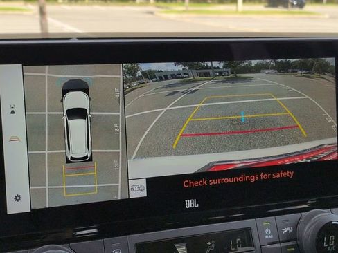 Certified 2024 Toyota Grand Highlander AWD Hybrid image 21