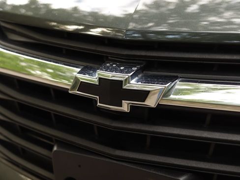 Used 2020 Chevrolet Blazer LT FWD image 32