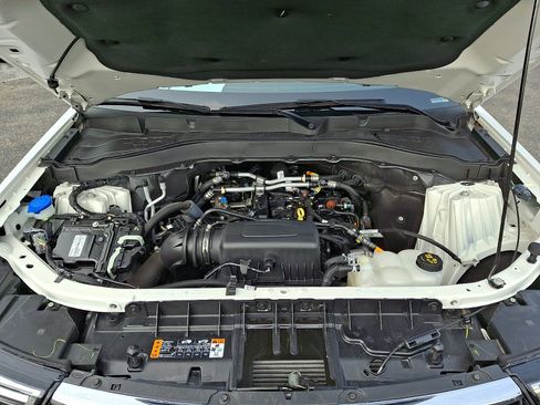 Certified 2023 Ford Explorer XLT AWD/4WD image 29