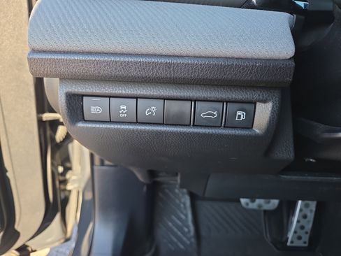 Certified 2025 Toyota Camry SE image 29