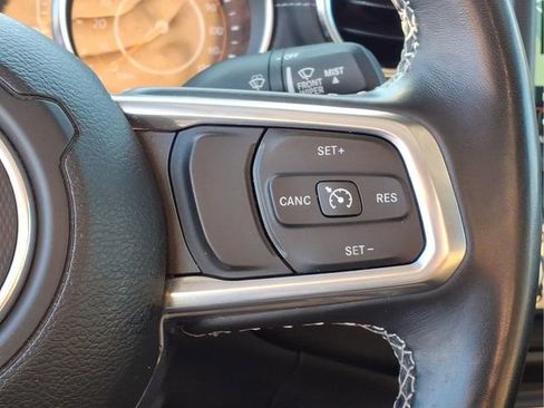 Used 2022 Jeep Gladiator Overland w/ Popular Equipment Package image 16