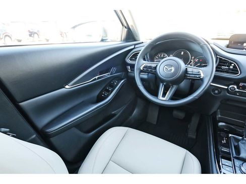 Used 2025 MAZDA CX-30 AWD 2.5 S w/ Preferred Package image 6