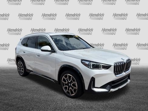 Certified 2025 BMW X1 xDrive28i AWD/4WD image 2
