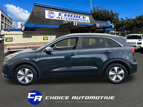 Used 2019 Kia Niro EX Premium w/ Sunroof Package FWD image 3