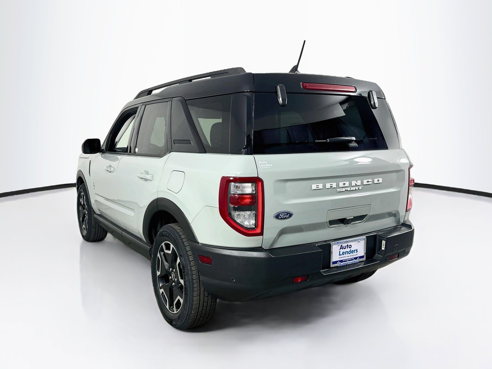 Used 2021 Ford Bronco Sport Outer Banks w/ Outer Banks Package (96D) AWD/4WD image 7