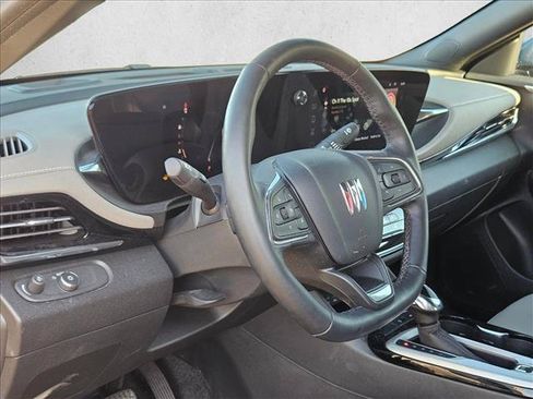 Used 2024 Buick Envista Avenir FWD image 9
