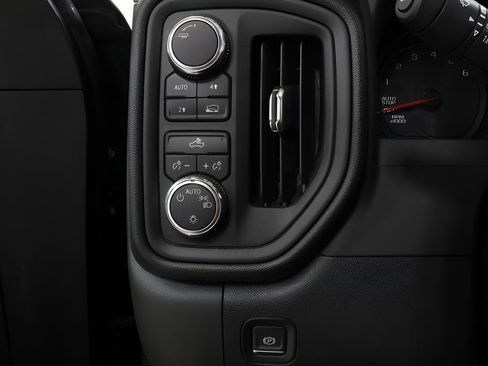 Used 2024 GMC Sierra 1500 Pro w/ Graphite Edition AWD/4WD image 18