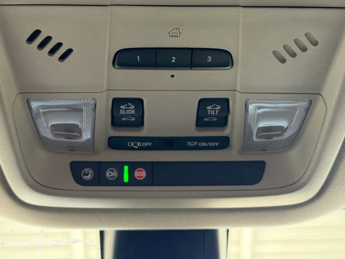 Used 2018 Buick Enclave Premium w/ Experience Buick Package image 44