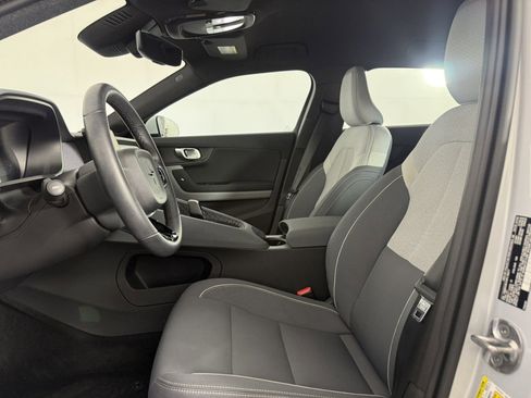 Used 2023 Polestar Polestar 2 w/ Pilot Pack AWD/4WD image 14