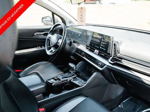 Used 2024 Kia Sportage EX FWD image 11
