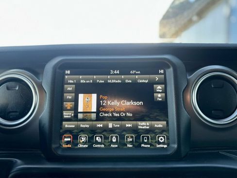 Used 2021 Jeep Wrangler Unlimited Rubicon 4xe AWD/4WD image 20