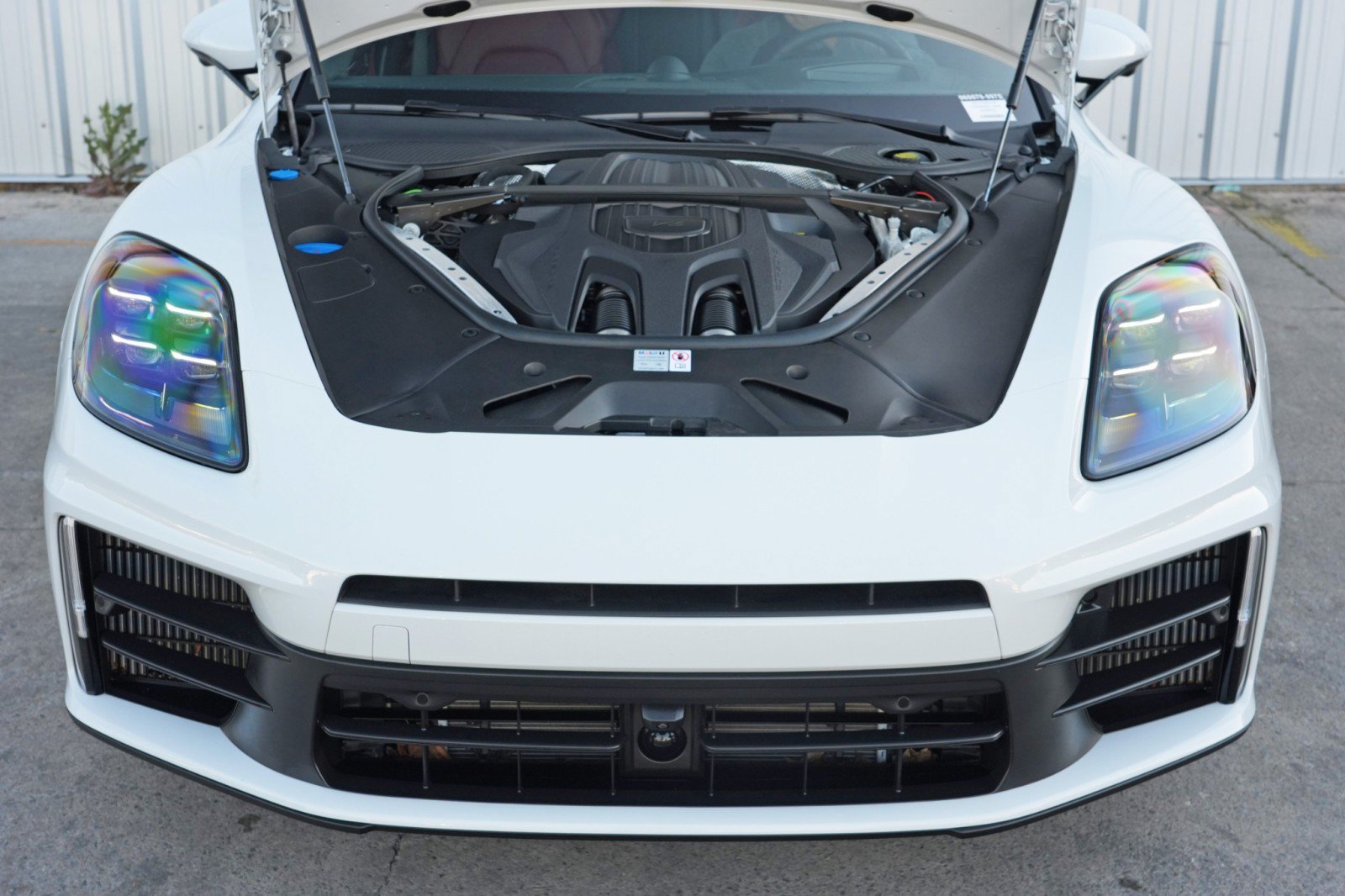 Used 2025 Porsche Panamera 4S w/ Premium Package AWD/4WD image 8