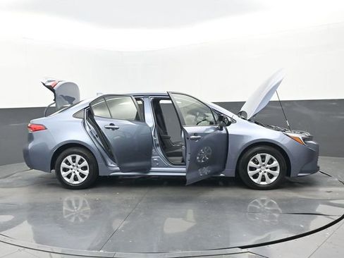 Used 2026 Toyota Corolla LE image 30