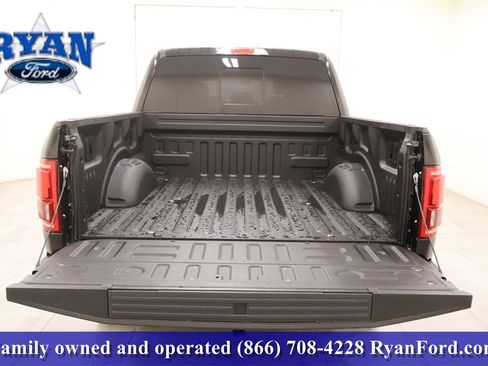 Used 2016 Ford F150 Platinum w/ Equipment Group 701A Luxury image 6