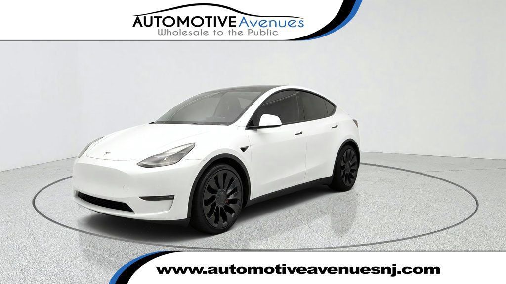 Used 2022 Tesla Model Y Performance AWD/4WD image 1