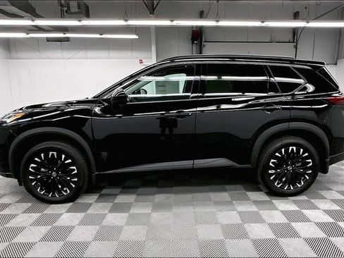 New 2026 Nissan Rogue SV FWD image 18