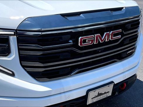 Used 2024 GMC Sierra 1500 AT4 w/ AT4 Preferred Package AWD/4WD image 34