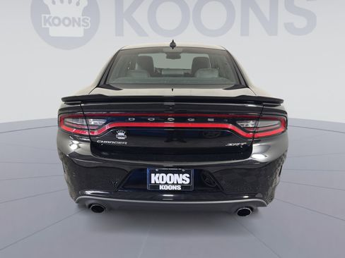 Used 2016 Dodge Charger SRT Hellcat w/ Harman/Kardon Audio Group image 5