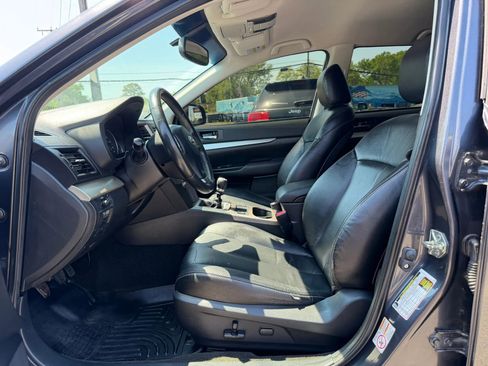 Used 2013 Subaru Outback 2.5i Premium AWD/4WD image 13
