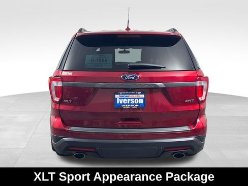 Used 2019 Ford Explorer XLT w/ Equipment Group 202A AWD/4WD image 7