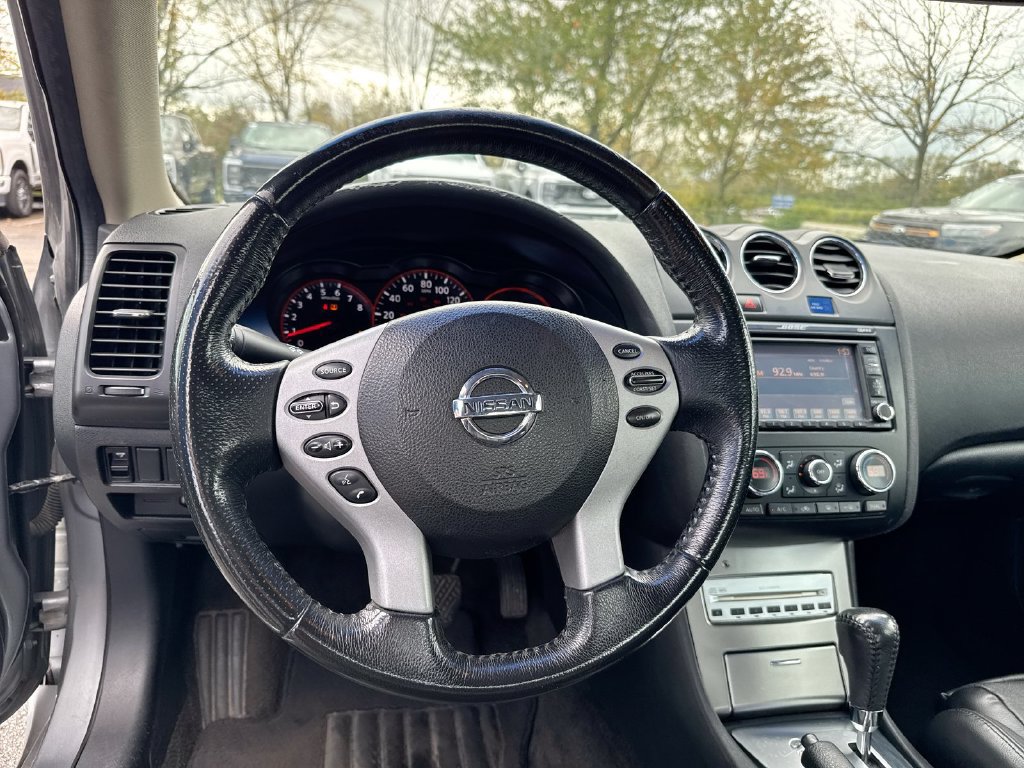 Used 2009 Nissan Altima 2.5 S w/ Premium Pkg FWD image 11