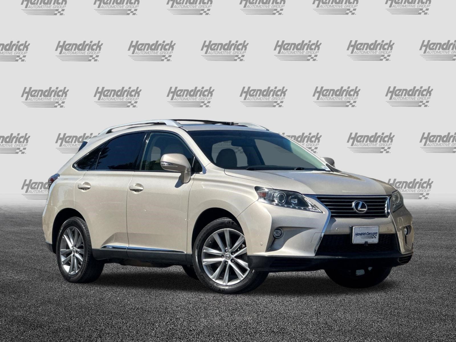Used 2015 Lexus RX 450h AWD image 2