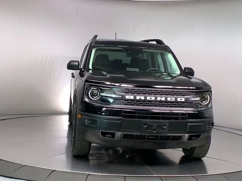 Used 2024 Ford Bronco Sport Badlands image 3