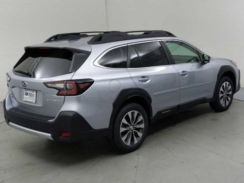 New 2025 Subaru Outback Limited image 10