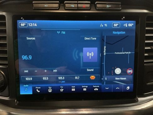 Used 2023 Ford F150 Lariat w/ Equipment Group 502A High image 19