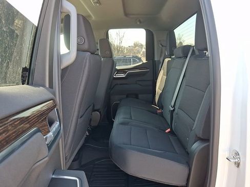 New 2026 GMC Sierra 1500 SLE image 11